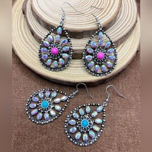 Fashion Western Jewlery Hook dangle earrings w/ iridescent rhinestones Pink/Blue
